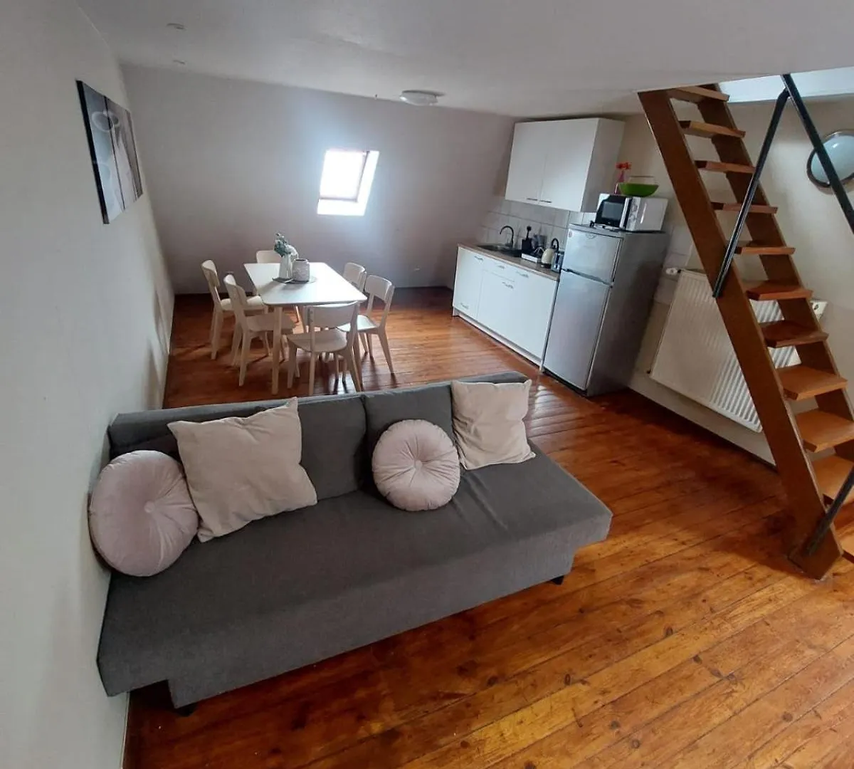 Haus99 Budget Pension & Apartments Fuerth 0*,