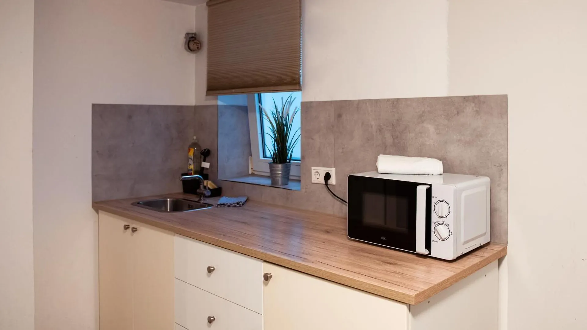 Haus99 Budget Pension & Apartments Fuerth
