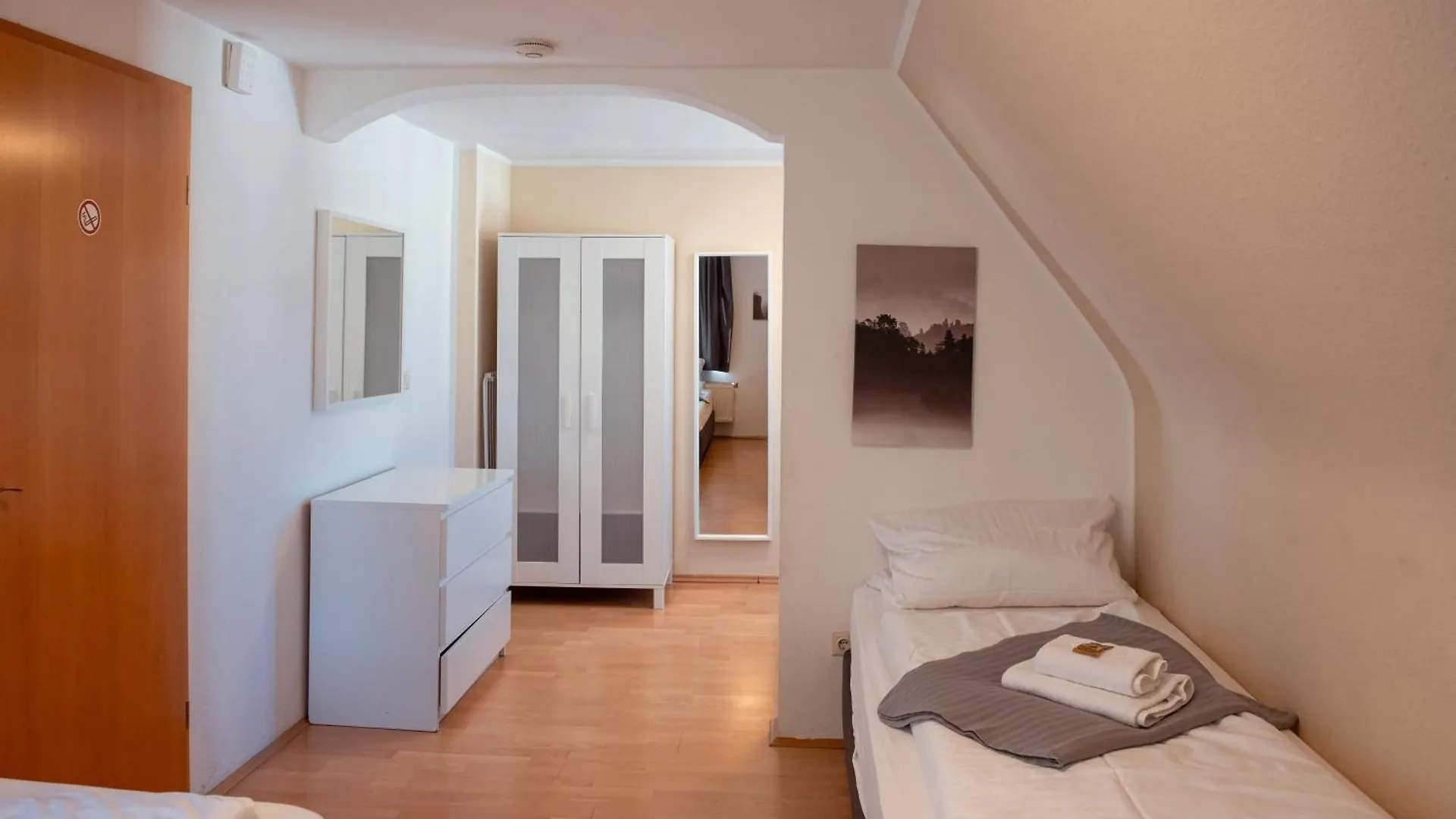 Apartment Ferienwohnung Haus99 Heiligenstrasse Fürth Deutschland