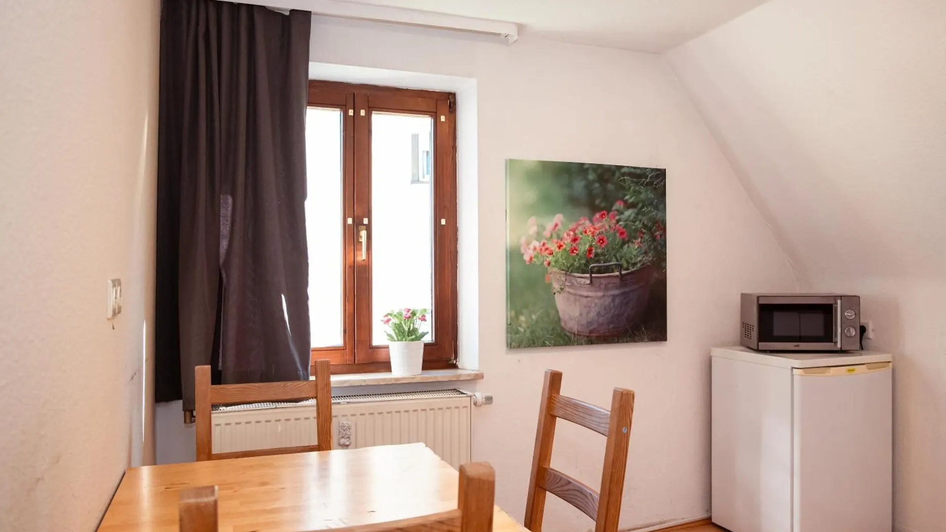 Haus99 Budget Pension & Apartments Fuerth 0*,  Germany