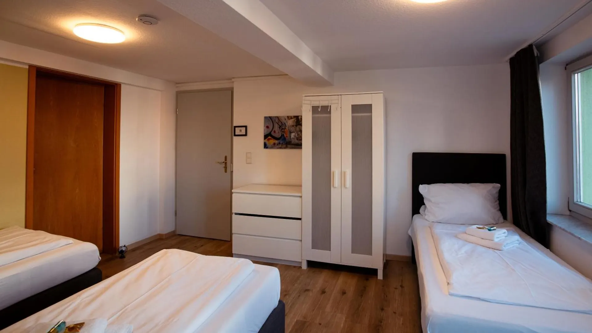 Haus99 Budget Pension & Apartments Fuerth