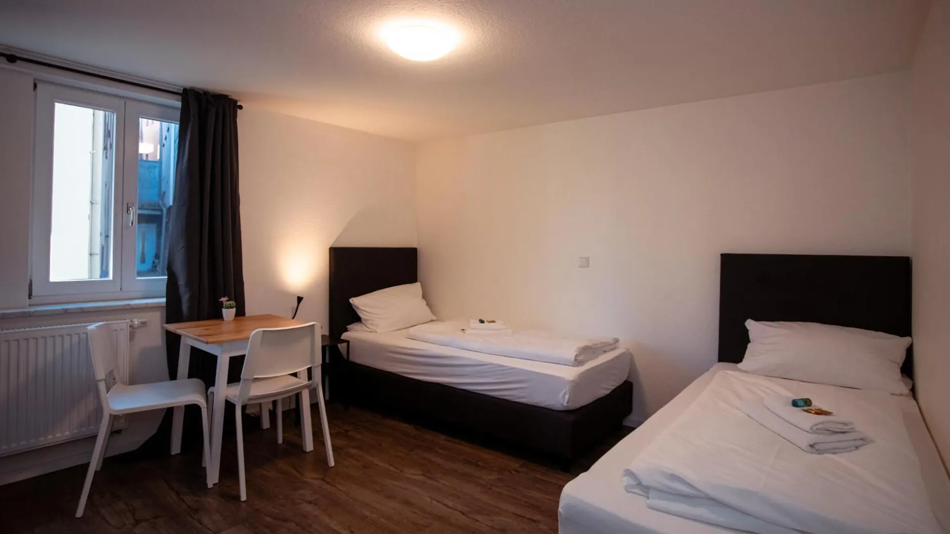 Haus99 Budget Pension & Apartments Fuerth