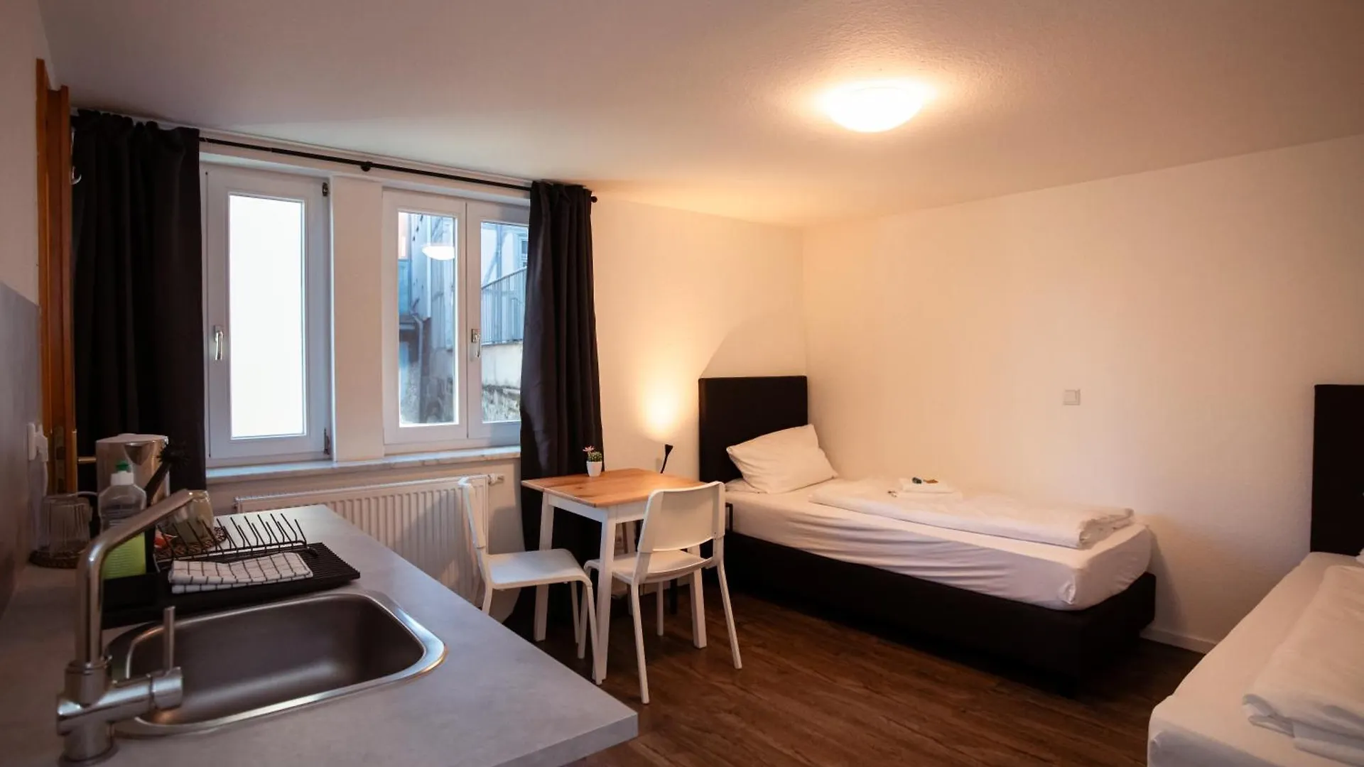 Haus99 Budget Pension & Apartments Fuerth 0*,