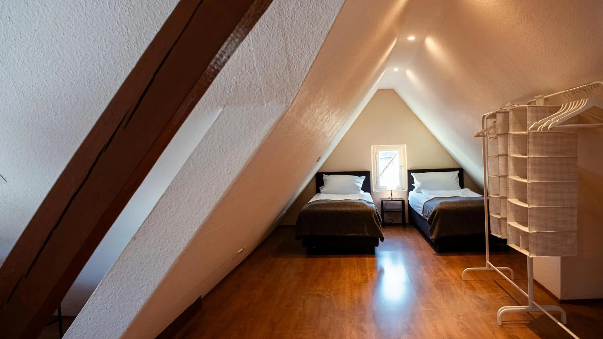 Haus99 Budget Pension & Apartments Fuerth Germany