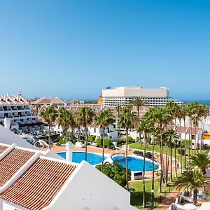 https://665-parque-santiago-2-apartmentsea-frontwif-and-pool.in-canary-islands.com
